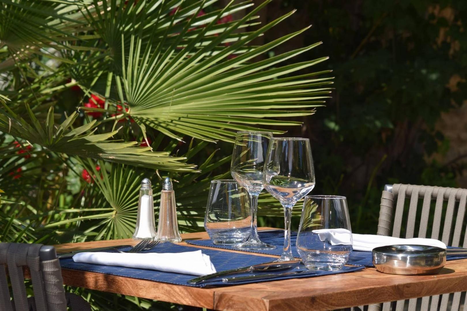 La Bastide Bleue Hotell Séguret Exteriör bild