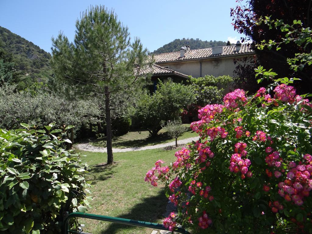 La Bastide Bleue Hotell Séguret Exteriör bild